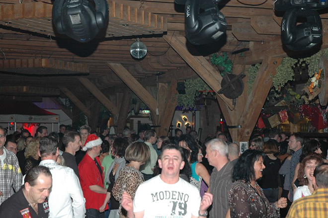 %_tempFileNameHoSchl07.12.12-25%